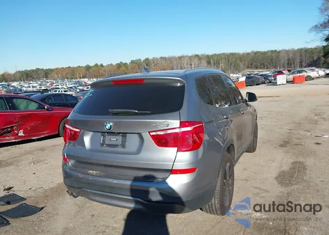 2015 BMW X3 xDrive28I z USA, uszkodzony, nr VIN 5UXWX9C58F0D45207